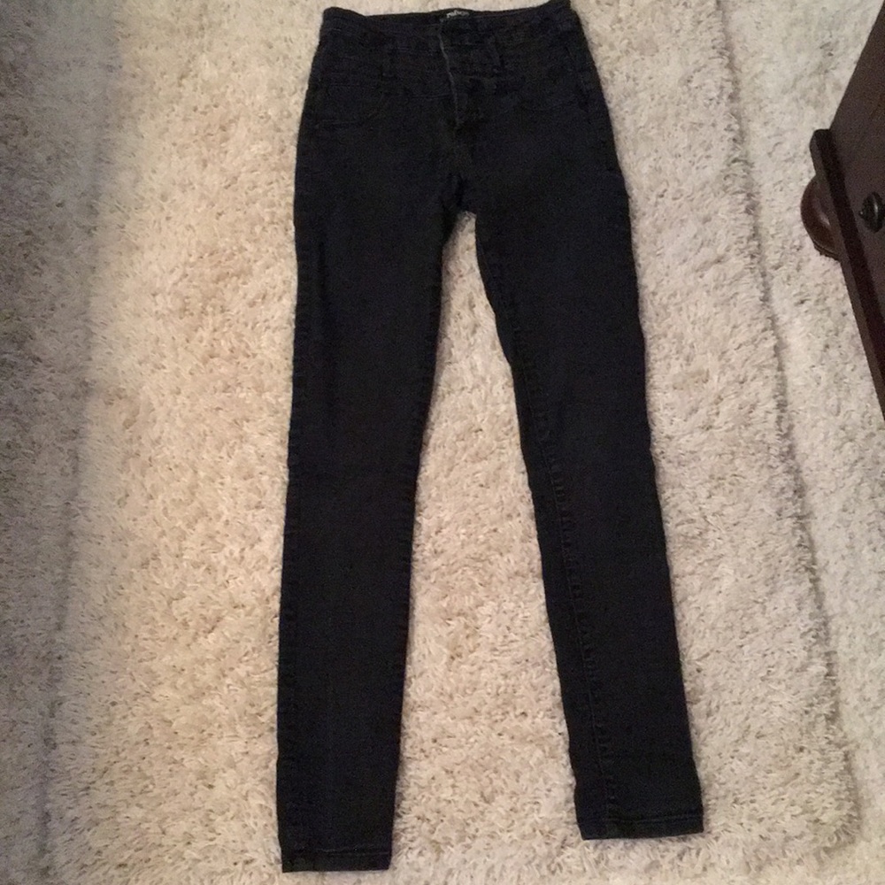 Black high-waisted jeggings jeans